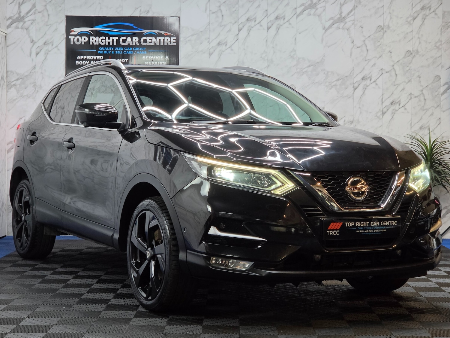 Used Nissan Qashqai 2018 for sale - 78219905: Photo 1