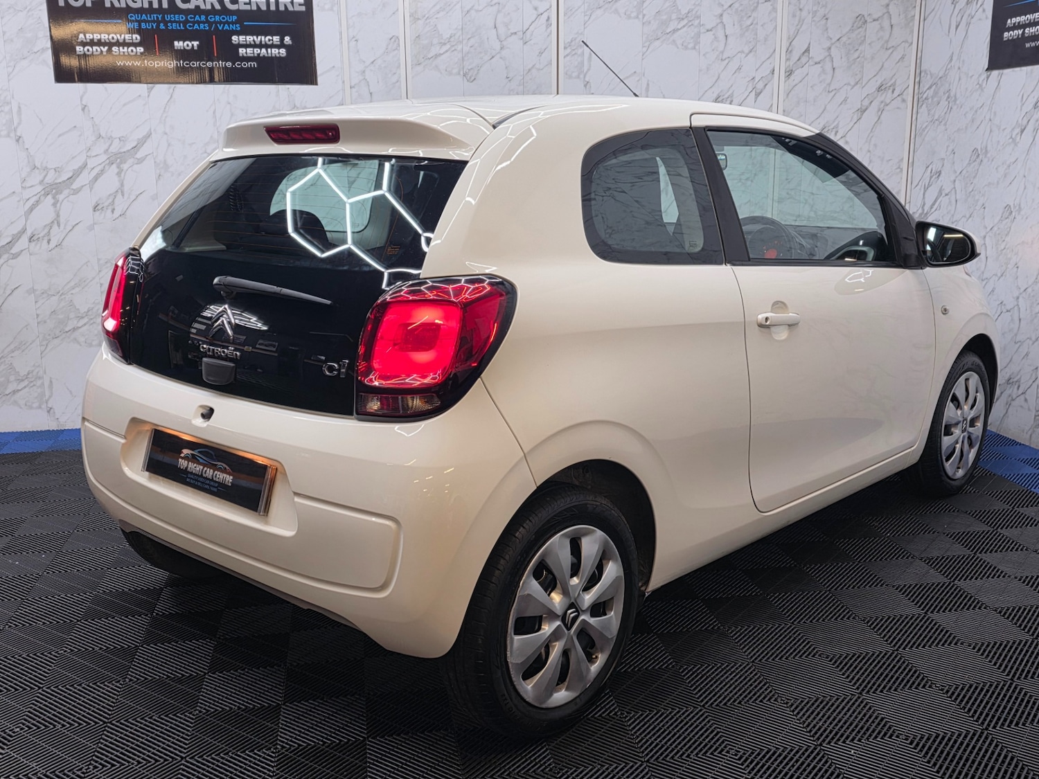 Used Citroen C1 2015 for sale - 77801854: Photo 10
