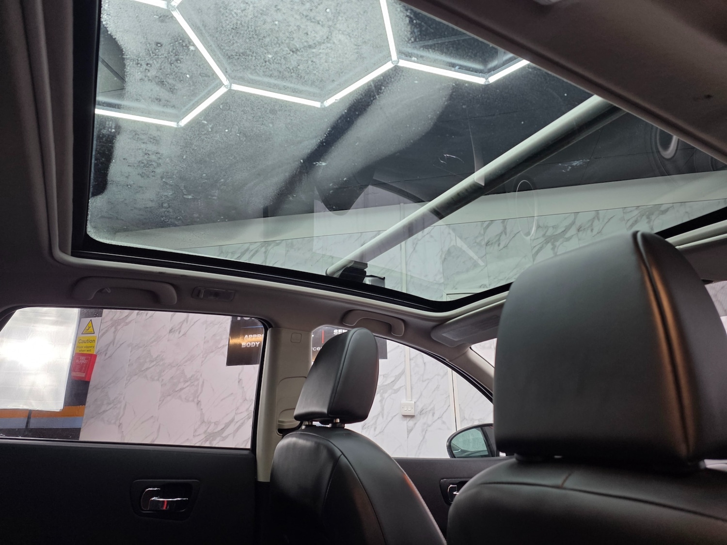 Used Nissan Qashqai 2012 for sale - 77011644: Photo 12