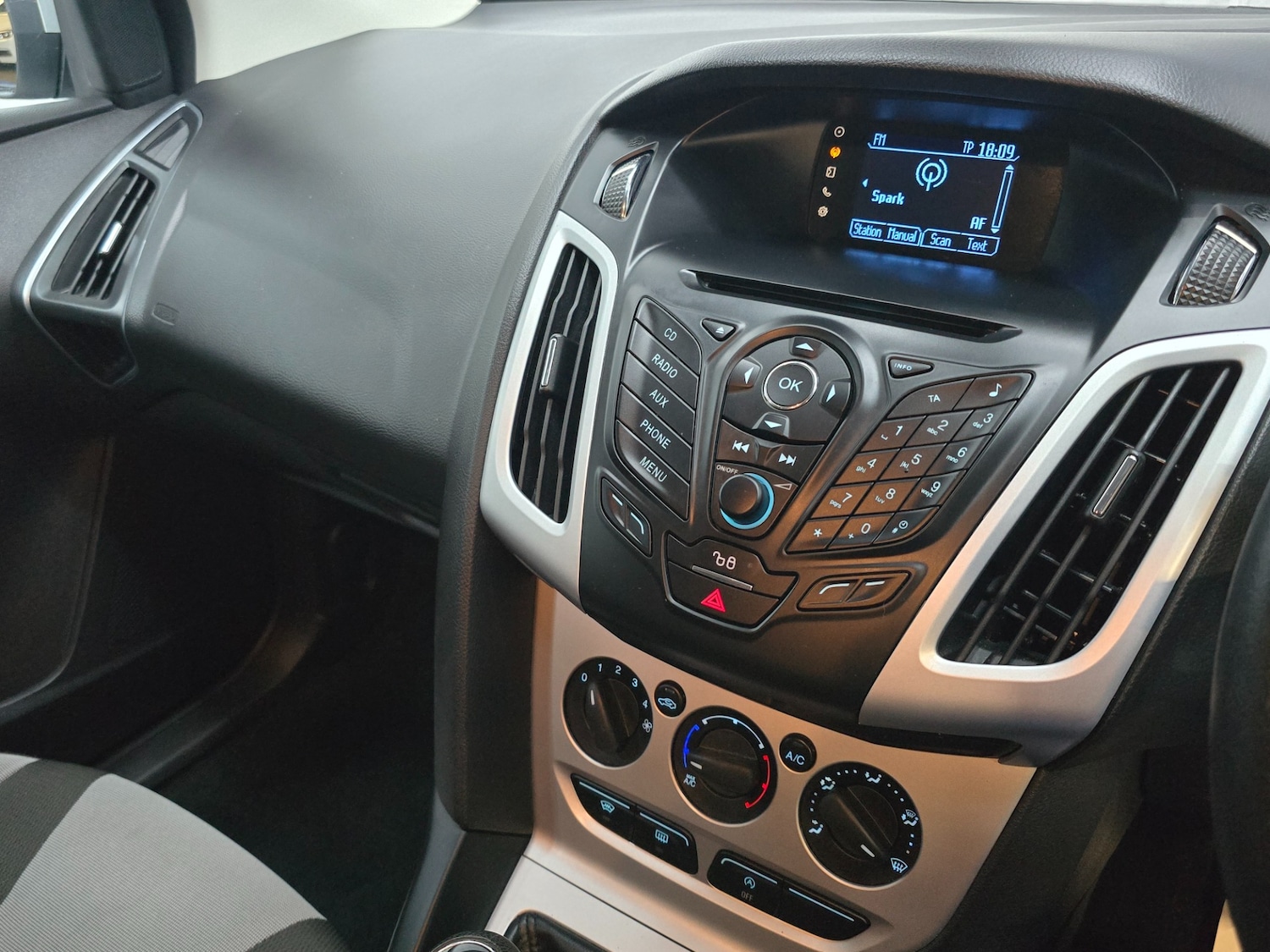 Used Ford Focus 2012 for sale - 76380361: Photo 17