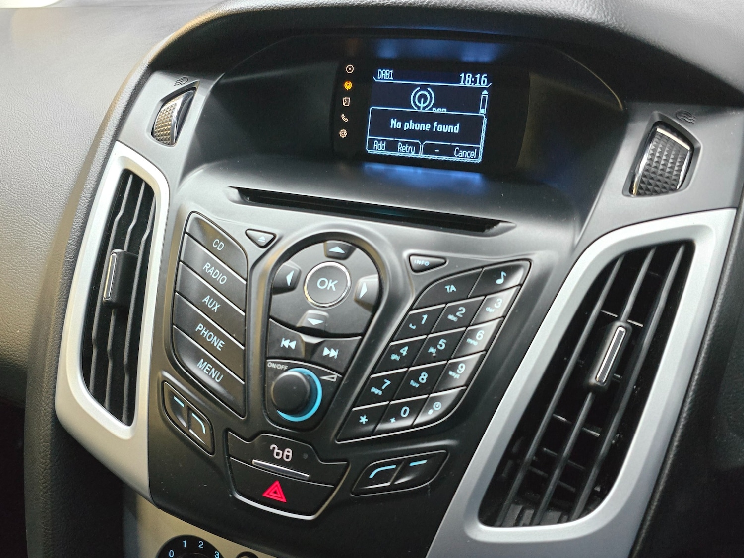Used Ford Focus 2012 for sale - 76380361: Photo 18