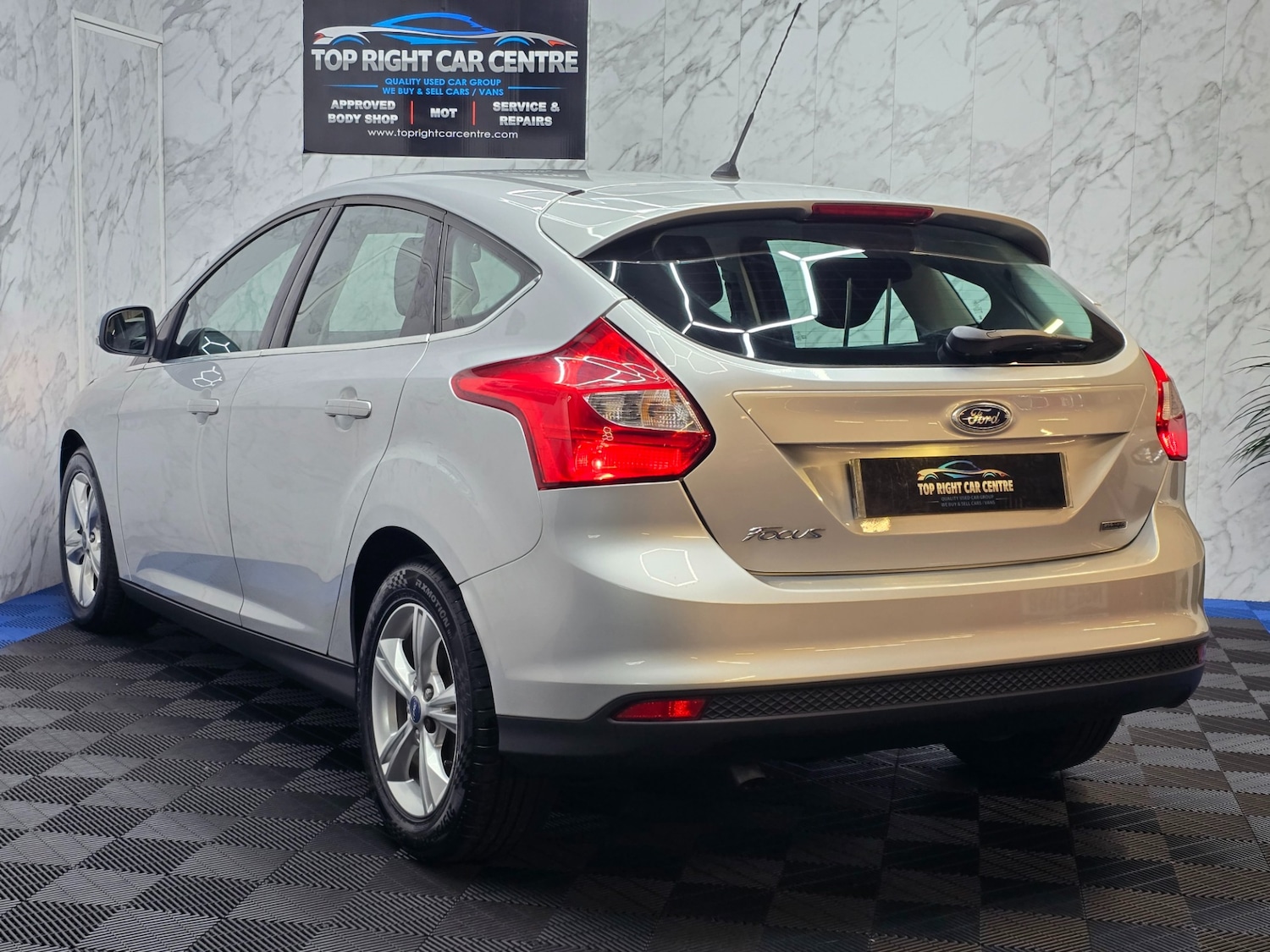 Used Ford Focus 2012 for sale - 76380361: Photo 8