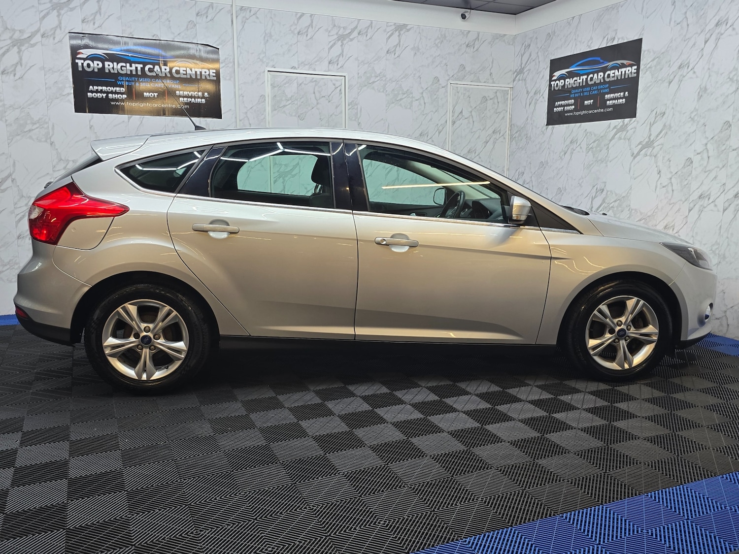 Used Ford Focus 2012 for sale - 76380361: Photo 9
