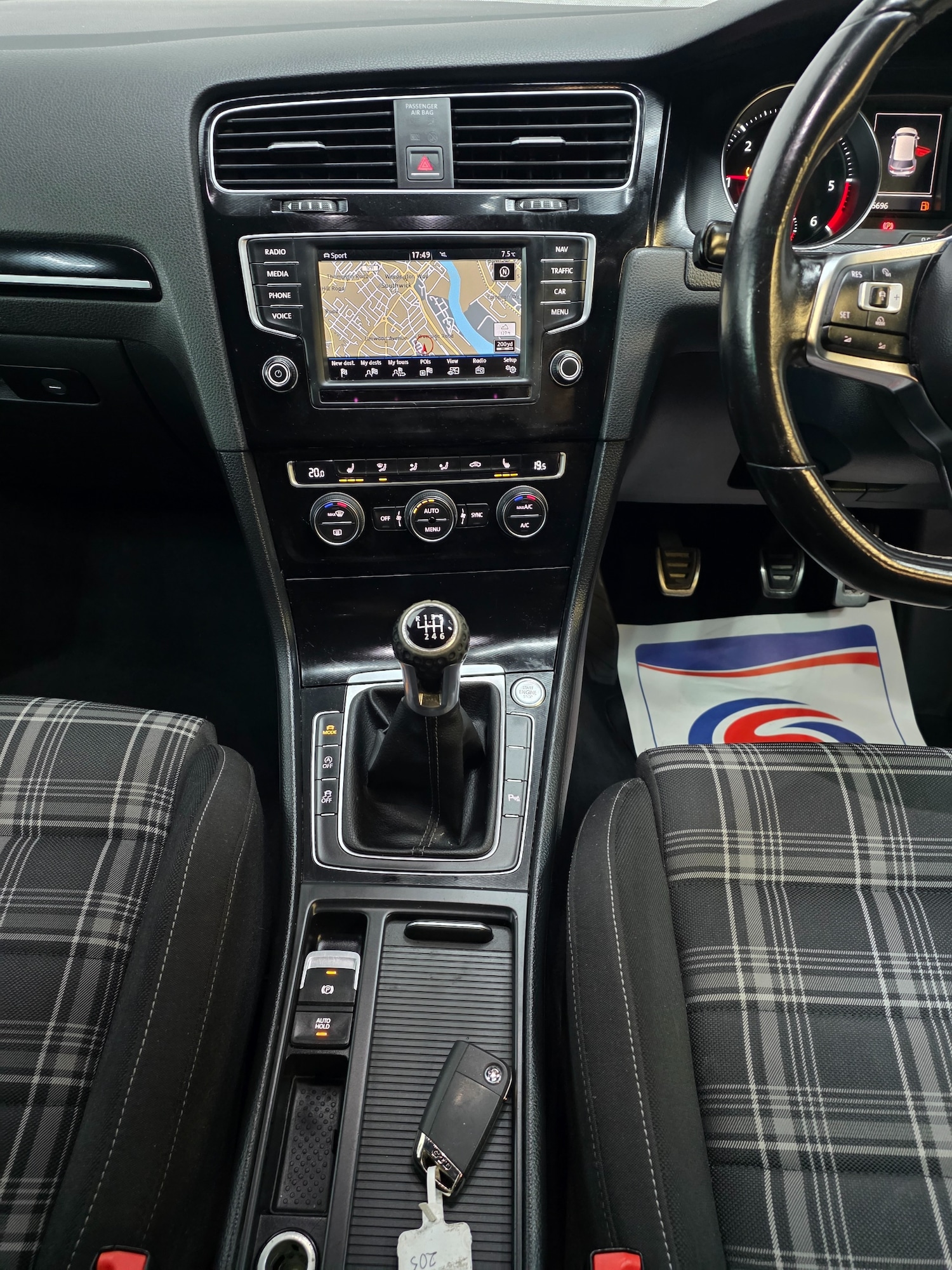 Used Volkswagen Golf 2016 for sale - 77902073: Photo 14