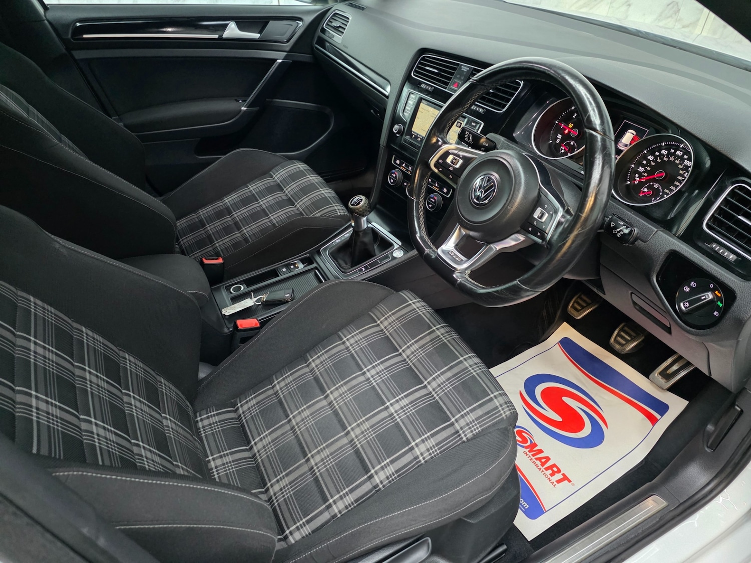 Used Volkswagen Golf 2016 for sale - 77902073: Photo 17