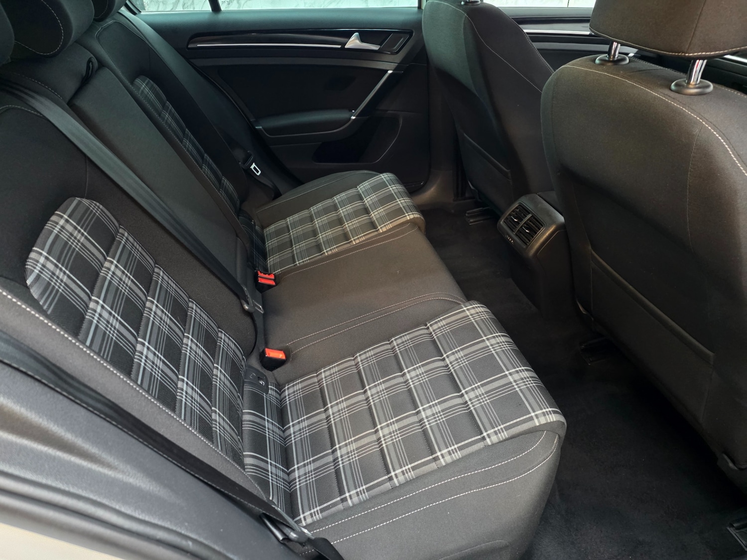 Used Volkswagen Golf 2016 for sale - 77902073: Photo 21