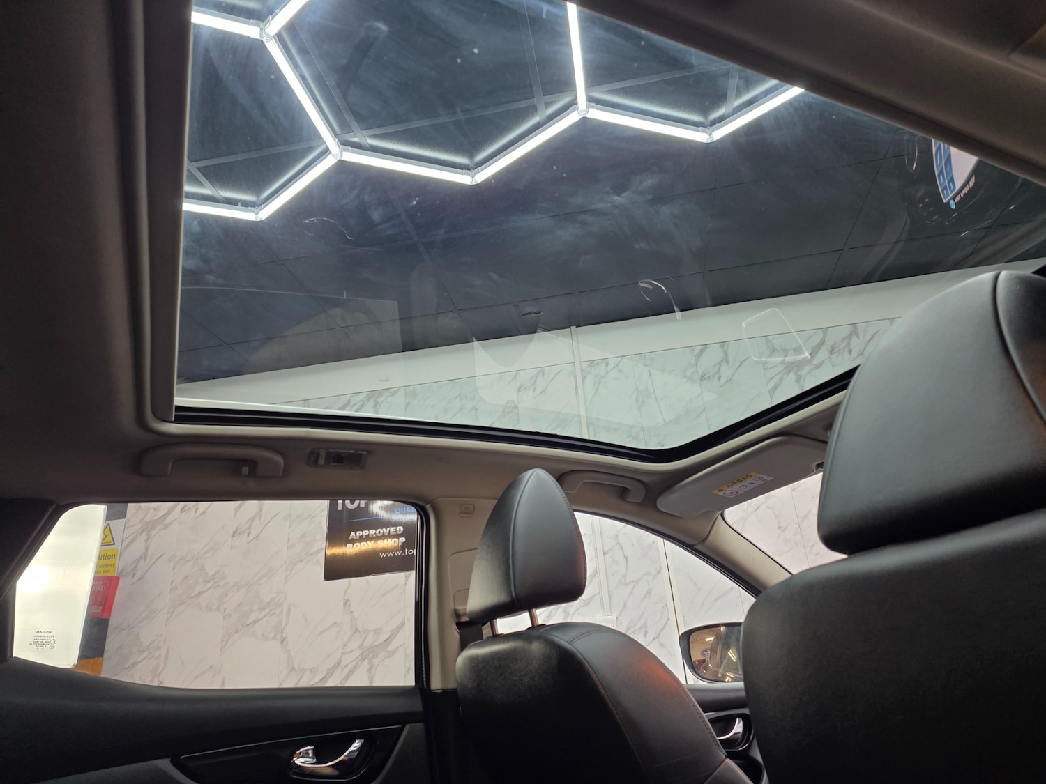 Used Nissan Qashqai 2017 for sale - 77298464: Photo 12