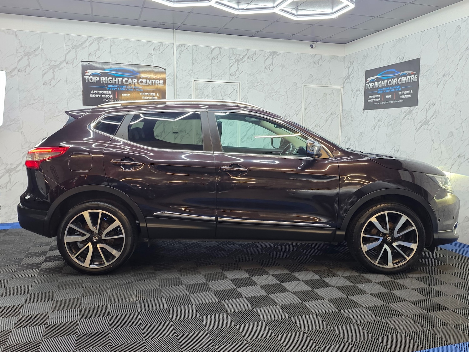 Used Nissan Qashqai 2017 for sale - 77298464: Photo 9