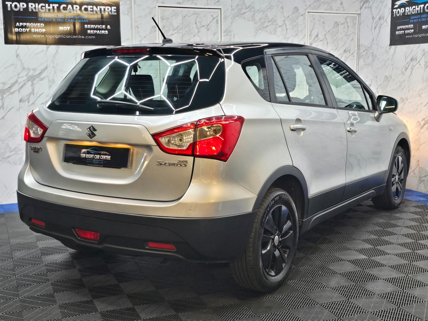 Used Suzuki SX4 S-Cross 2014 for sale - 76692597: Photo 10
