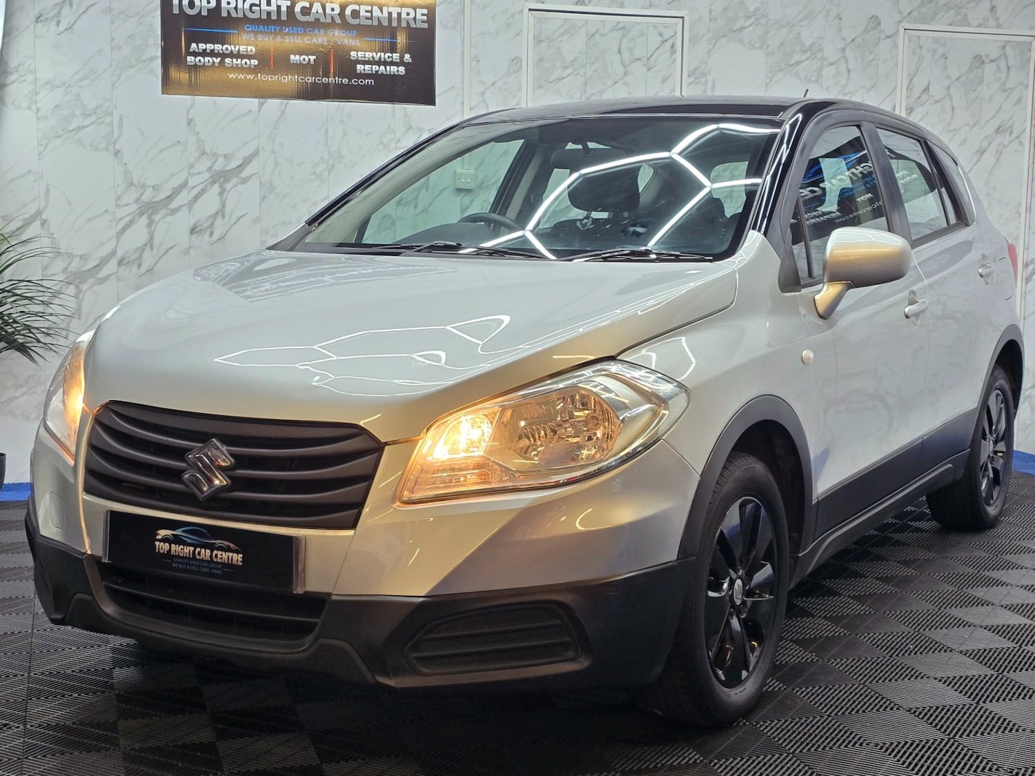 Used Suzuki SX4 S-Cross 2014 for sale - 76692597: Photo 5