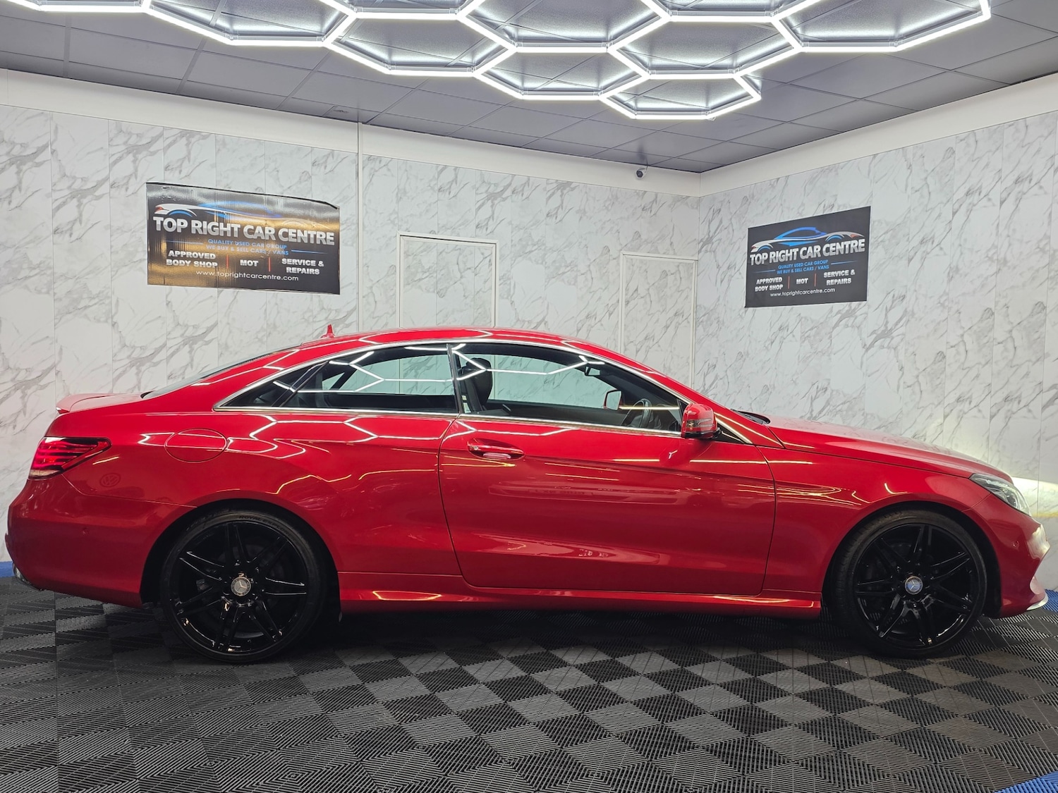 Used Mercedes-Benz E Class 2015 for sale - 78169444: Photo 11