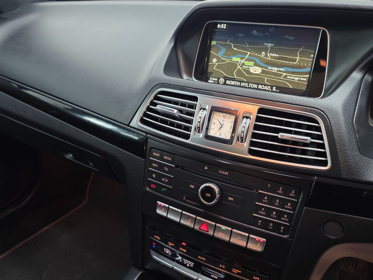 Used Mercedes-Benz E Class 2015 for sale - 78169444: Photo 18