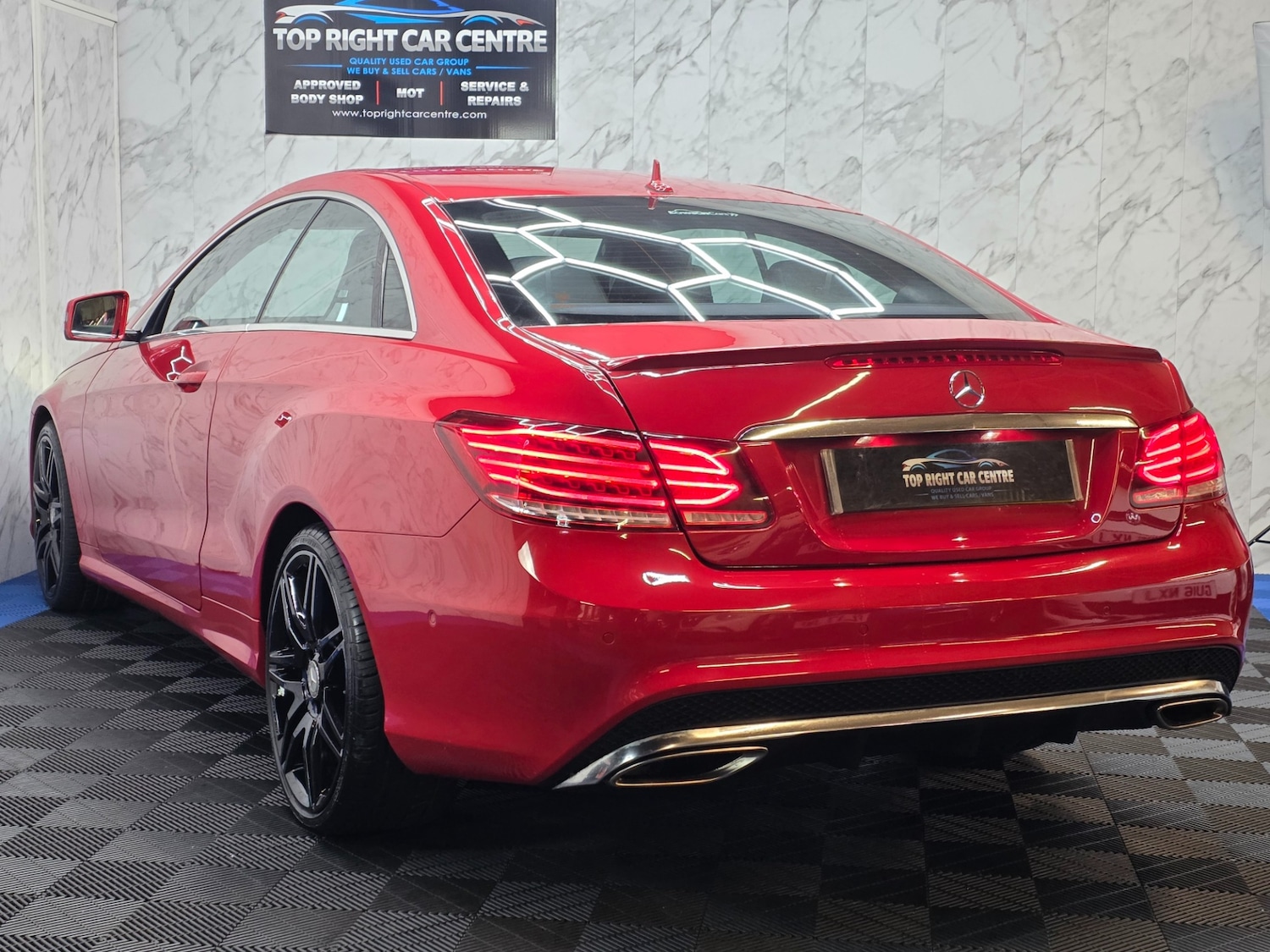 Used Mercedes-Benz E Class 2015 for sale - 78169444: Photo 8