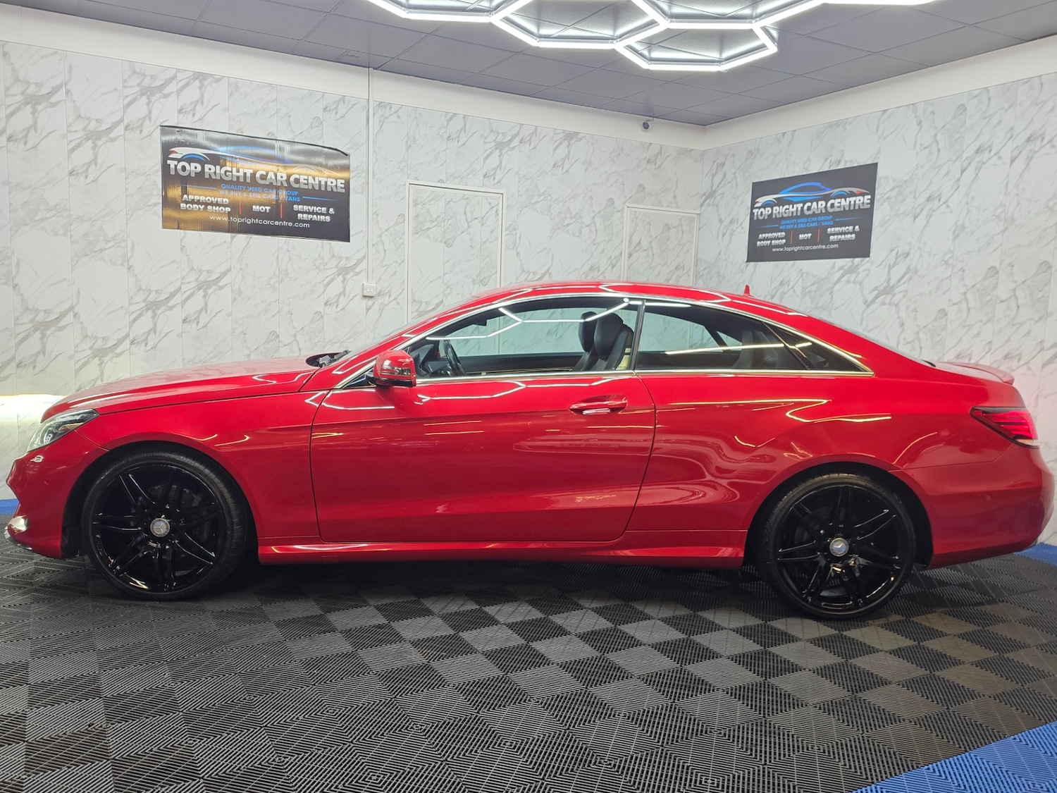 Used Mercedes-Benz E Class 2015 for sale - 78169444: Photo 9