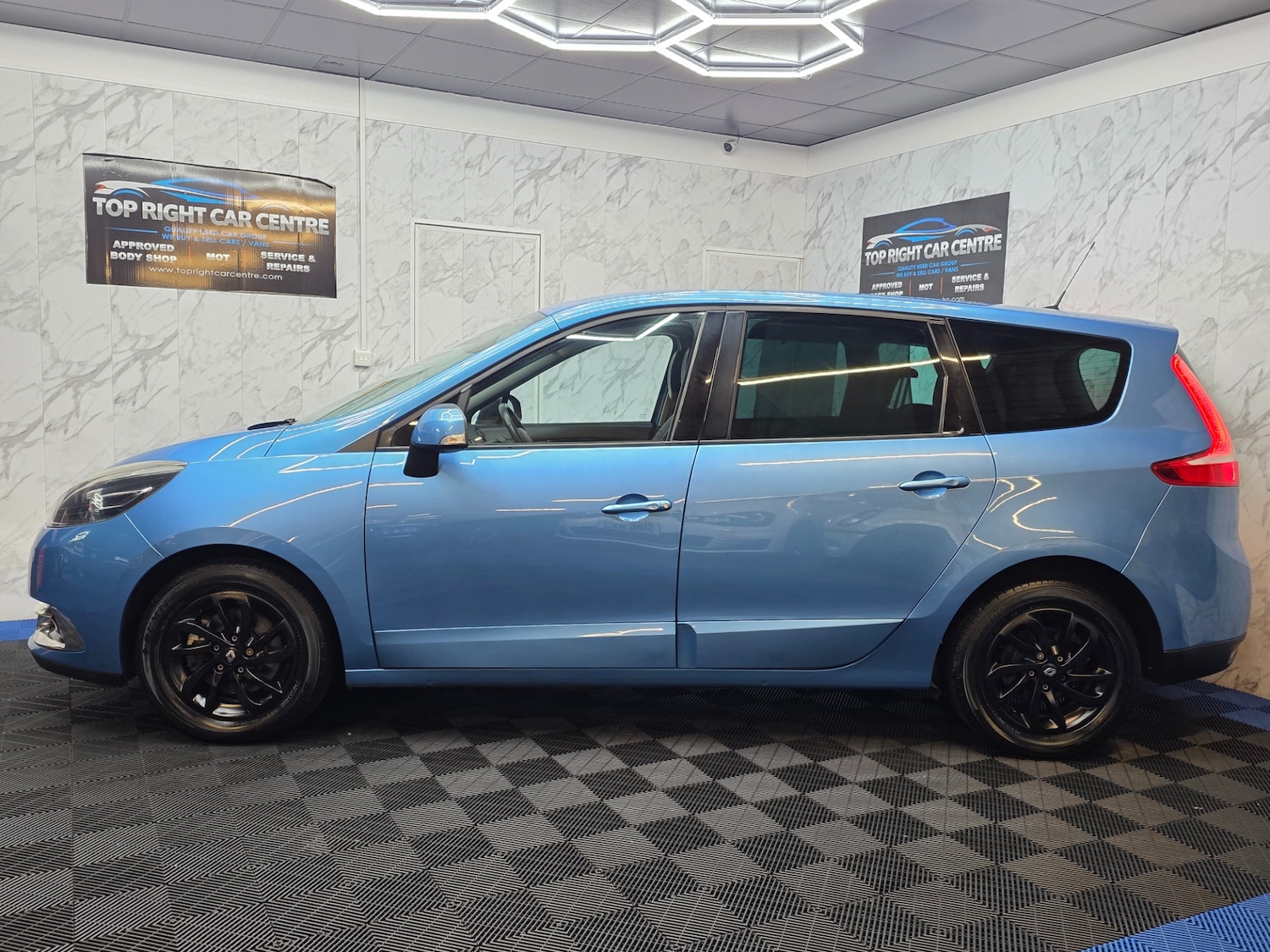 Used Renault Grand Scenic 2014 for sale - 77777483: Photo 10