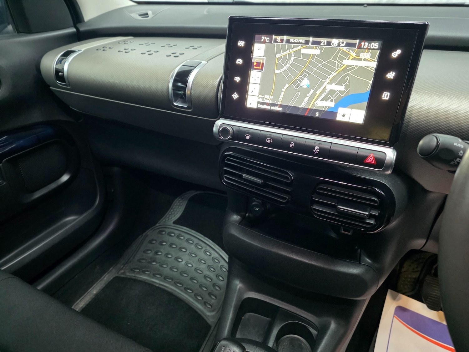 Used Citroen C4 Cactus 2016 for sale - 77803481: Photo 16