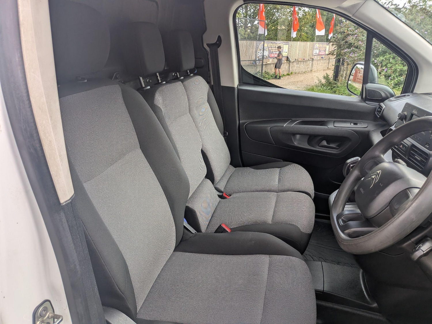 Vehicle 29