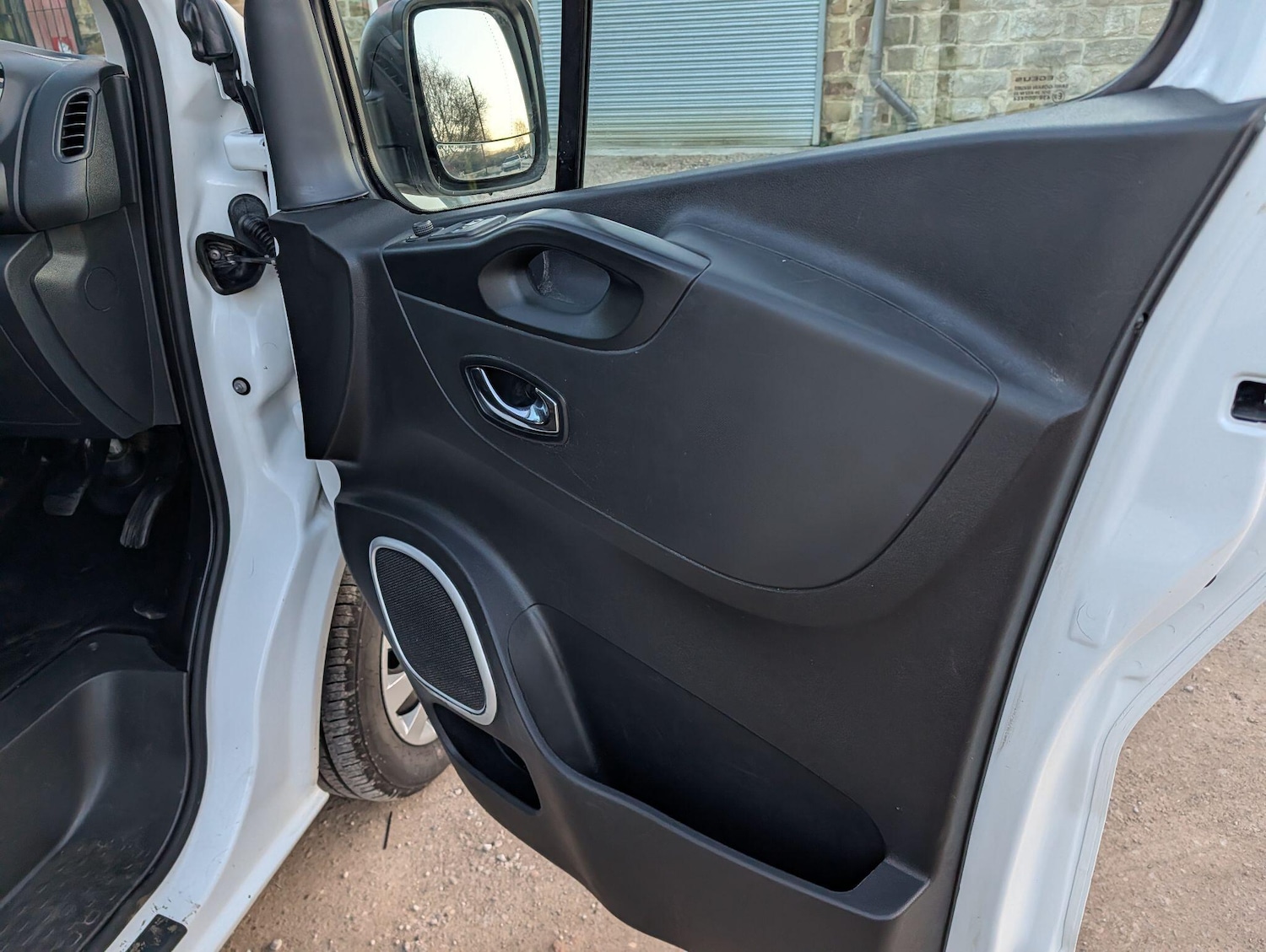 Used Vauxhall Vivaro for sale - 77754316: Photo 14