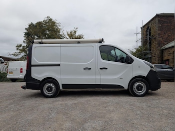 Used Vauxhall Vivaro 2015 for sale - 76239328: Photo