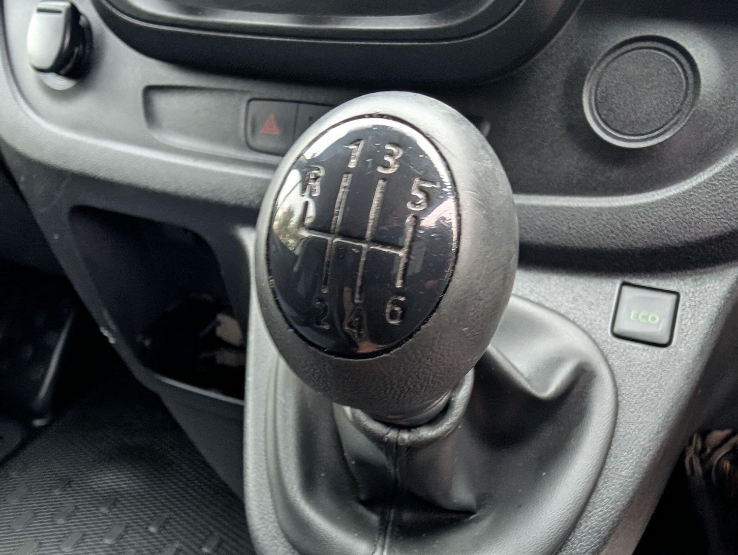 Used Vauxhall Vivaro 2015 for sale - 76239328: Photo 28