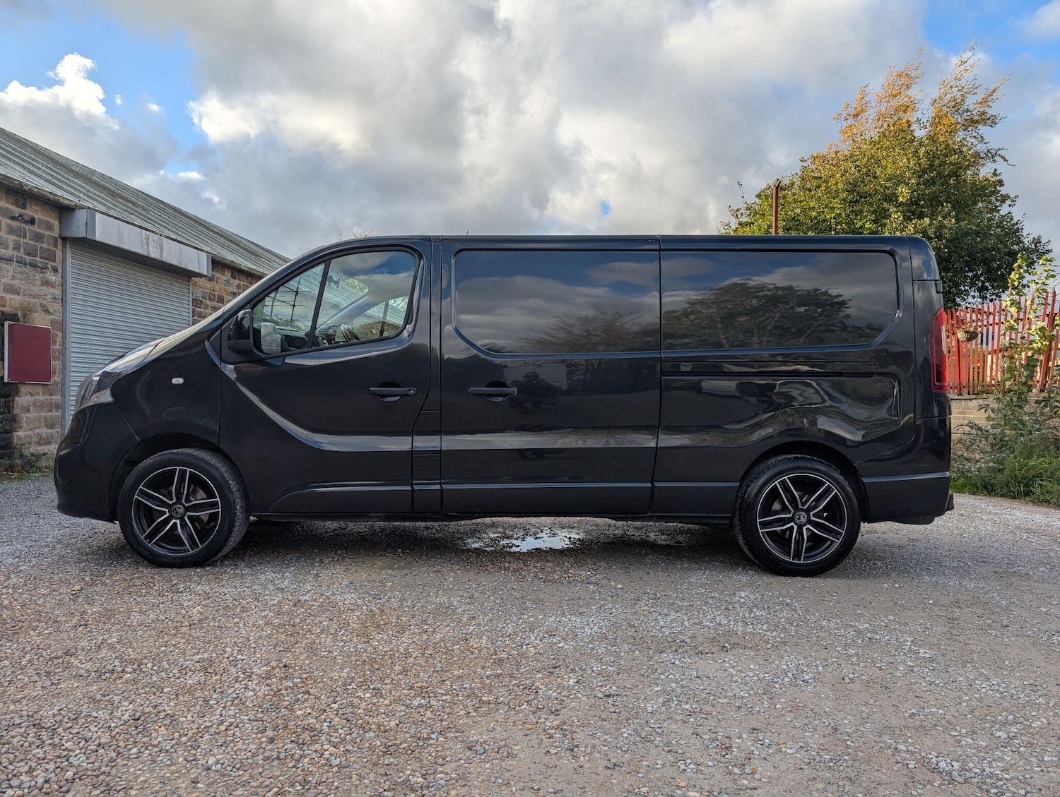 Used Vauxhall Vivaro 2019 for sale - 76397955: Photo 4