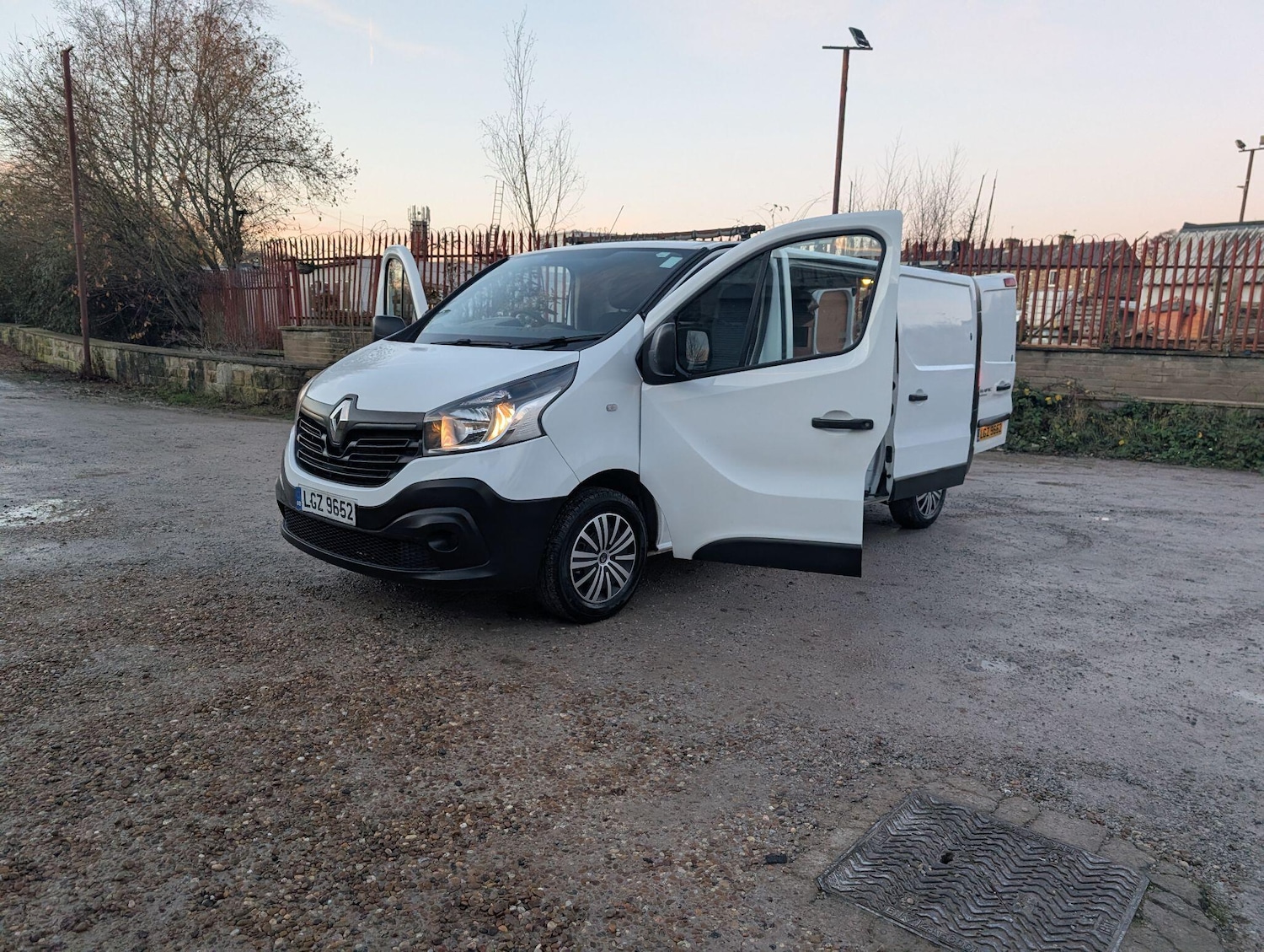 Used Renault Trafic 2019 for sale - 76926198: Photo 17