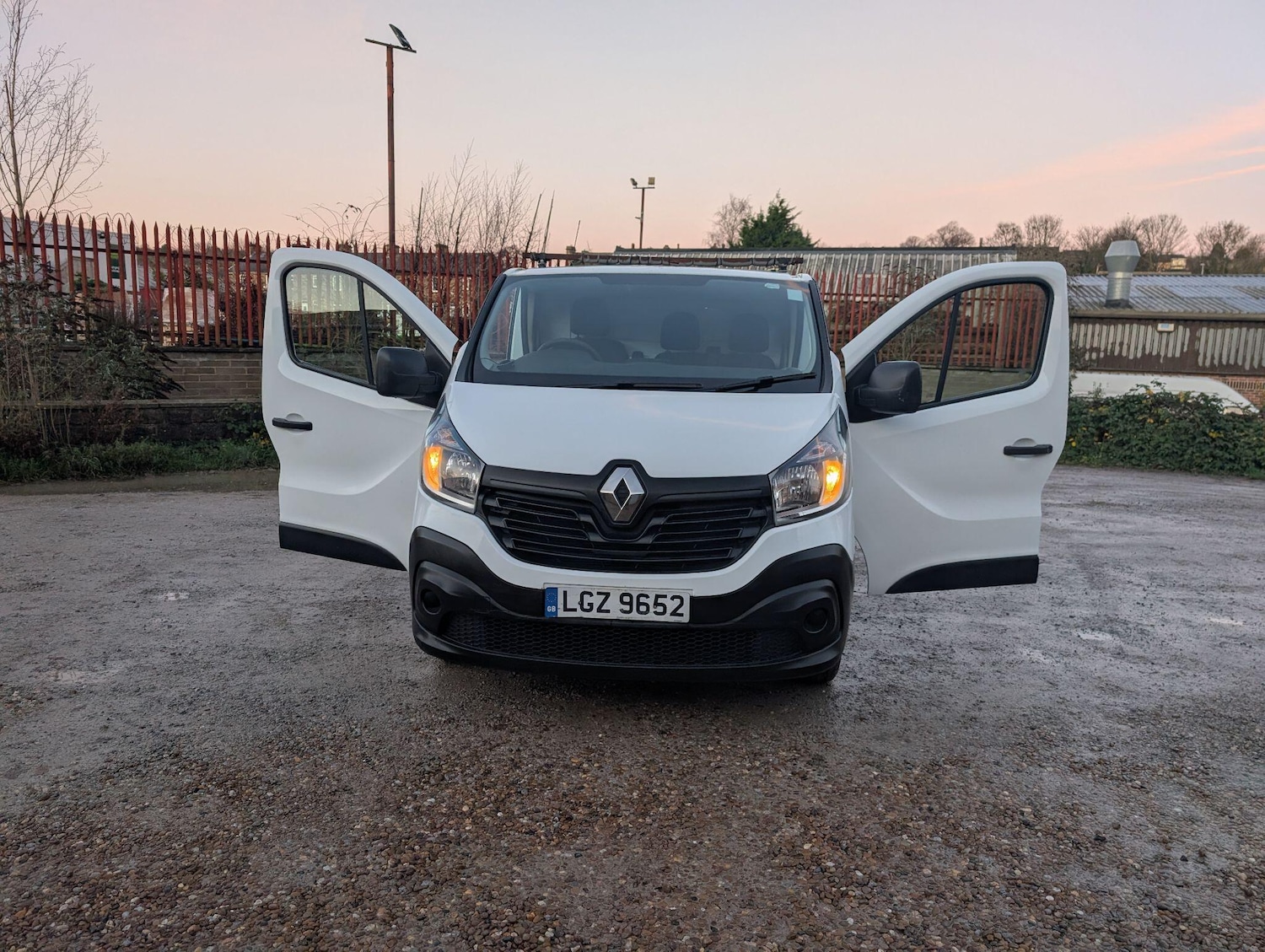 Used Renault Trafic 2019 for sale - 76926198: Photo 18