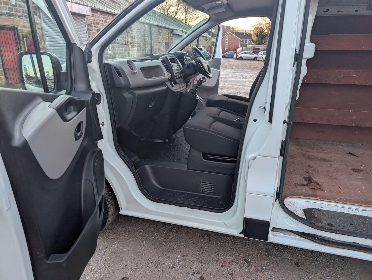 Used Renault Trafic 2019 for sale - 76926198: Photo 25