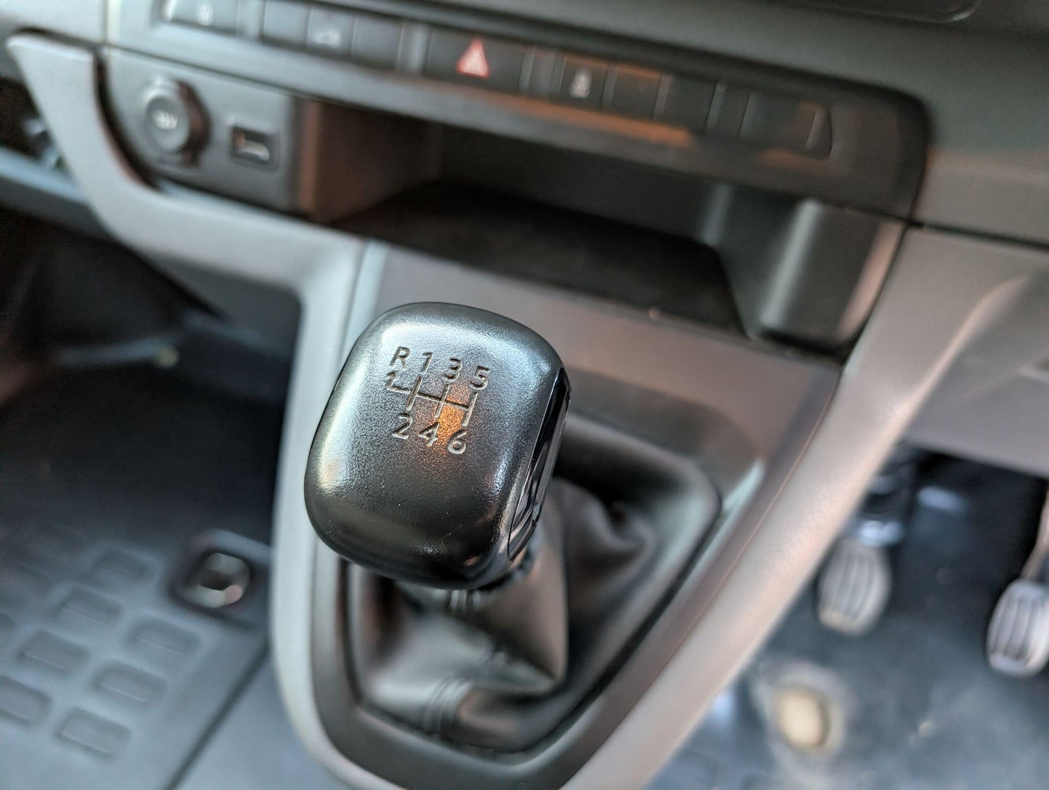 Used Peugeot Expert 2019 for sale - 77040660: Photo 36