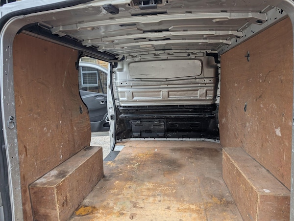 Used Vauxhall Vivaro 2017 for sale - 76307495: Photo 13