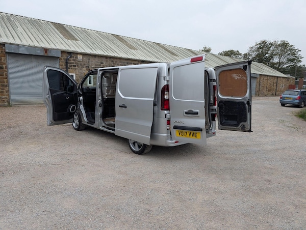 Used Vauxhall Vivaro 2017 for sale - 76307495: Photo 16