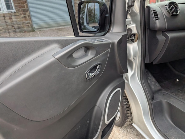 Used Vauxhall Vivaro 2017 for sale - 76307495: Photo 22
