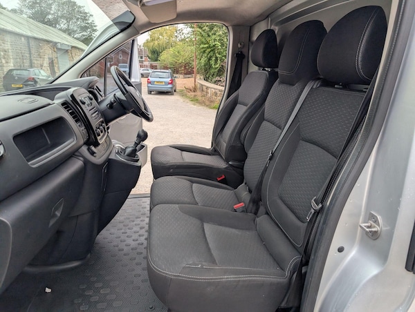 Used Vauxhall Vivaro 2017 for sale - 76307495: Photo 24