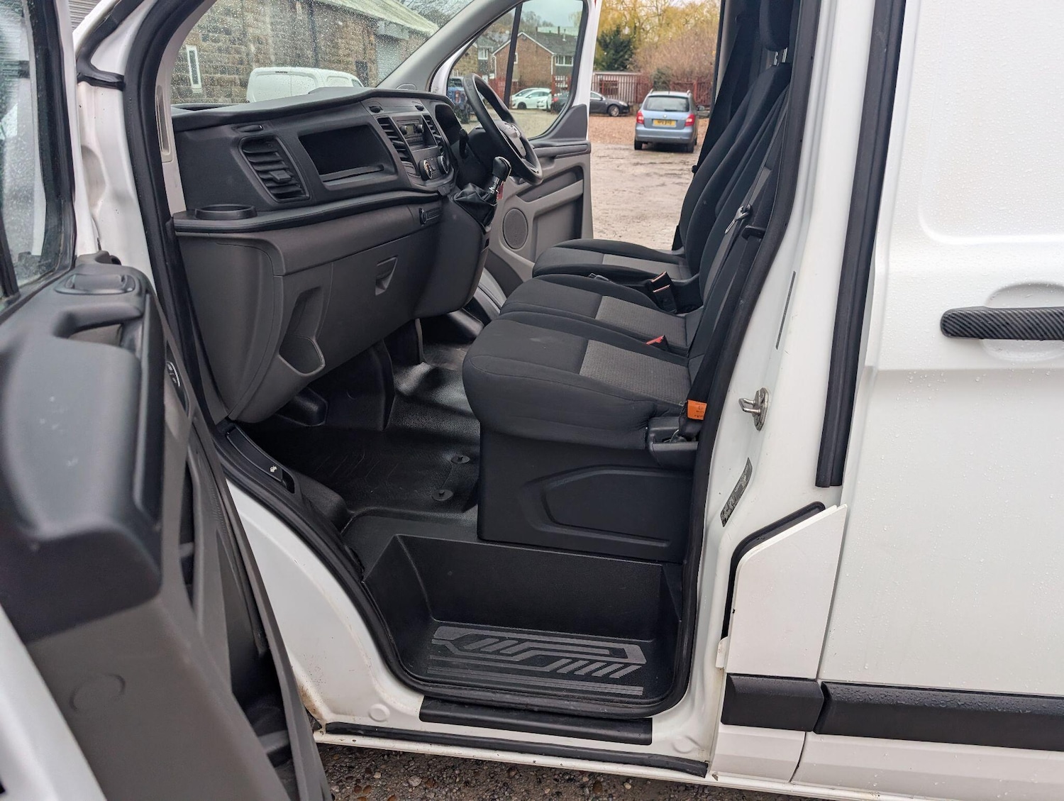 Used Ford Transit Custom 2018 for sale - 76772147: Photo 27