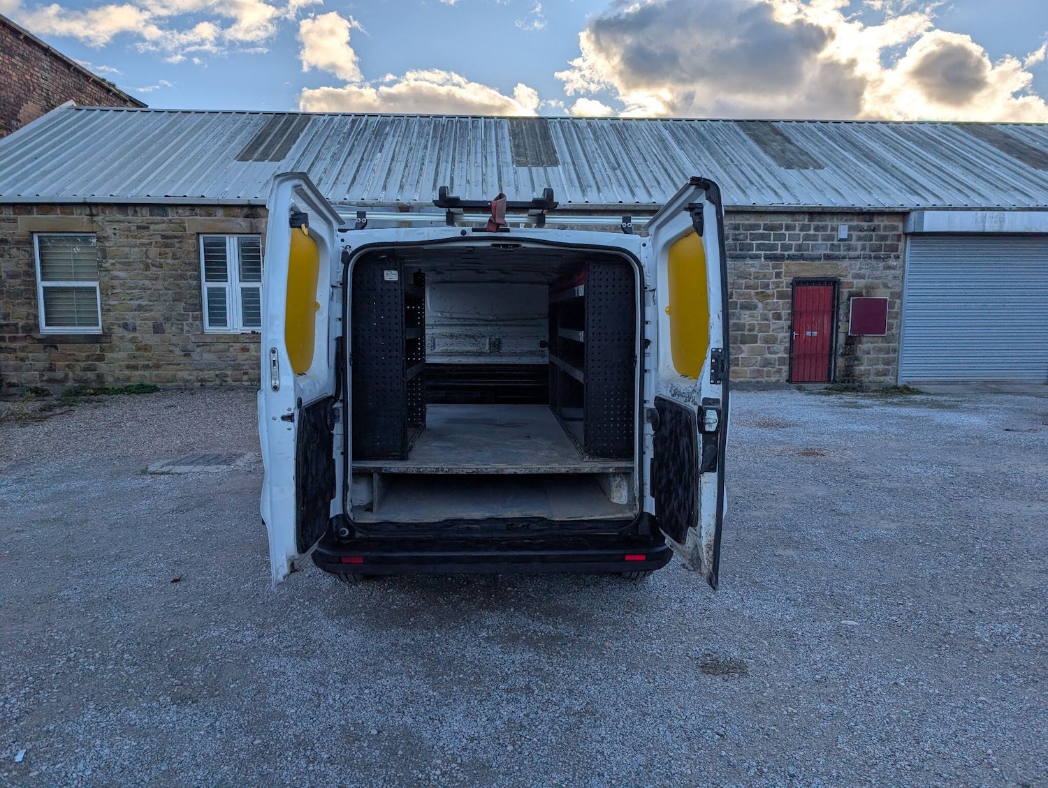 Used Renault Trafic 2017 for sale - 76377307: Photo 15