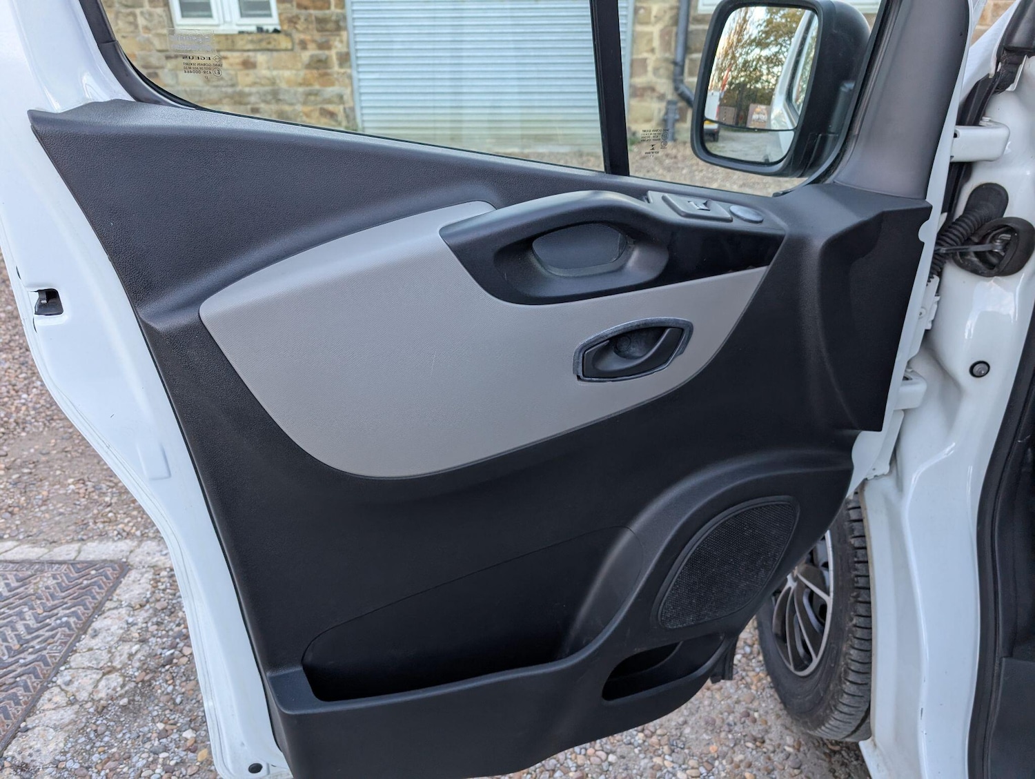 Used Renault Trafic 2017 for sale - 76377307: Photo 27