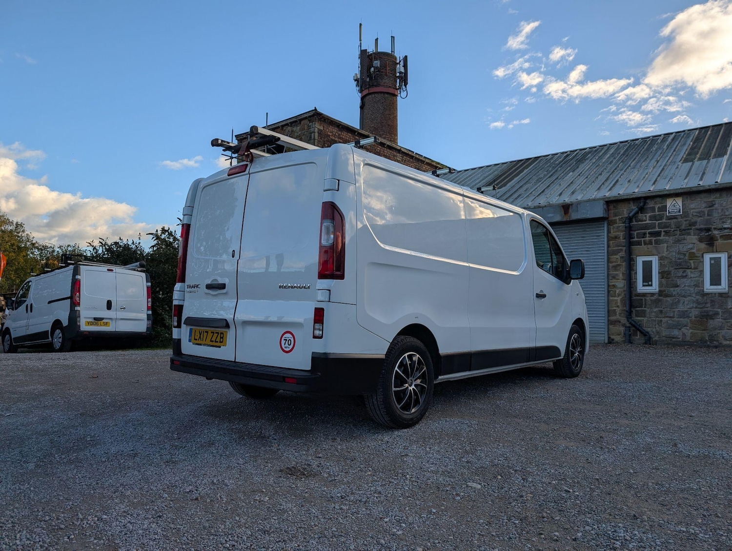 Used Renault Trafic 2017 for sale - 76377307: Photo 3