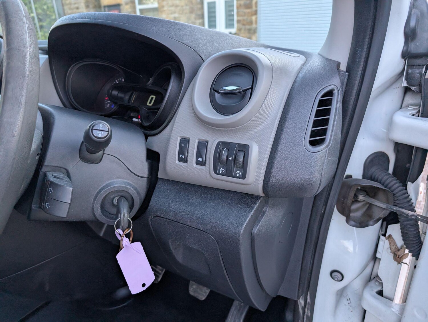 Used Renault Trafic 2017 for sale - 76377307: Photo 33