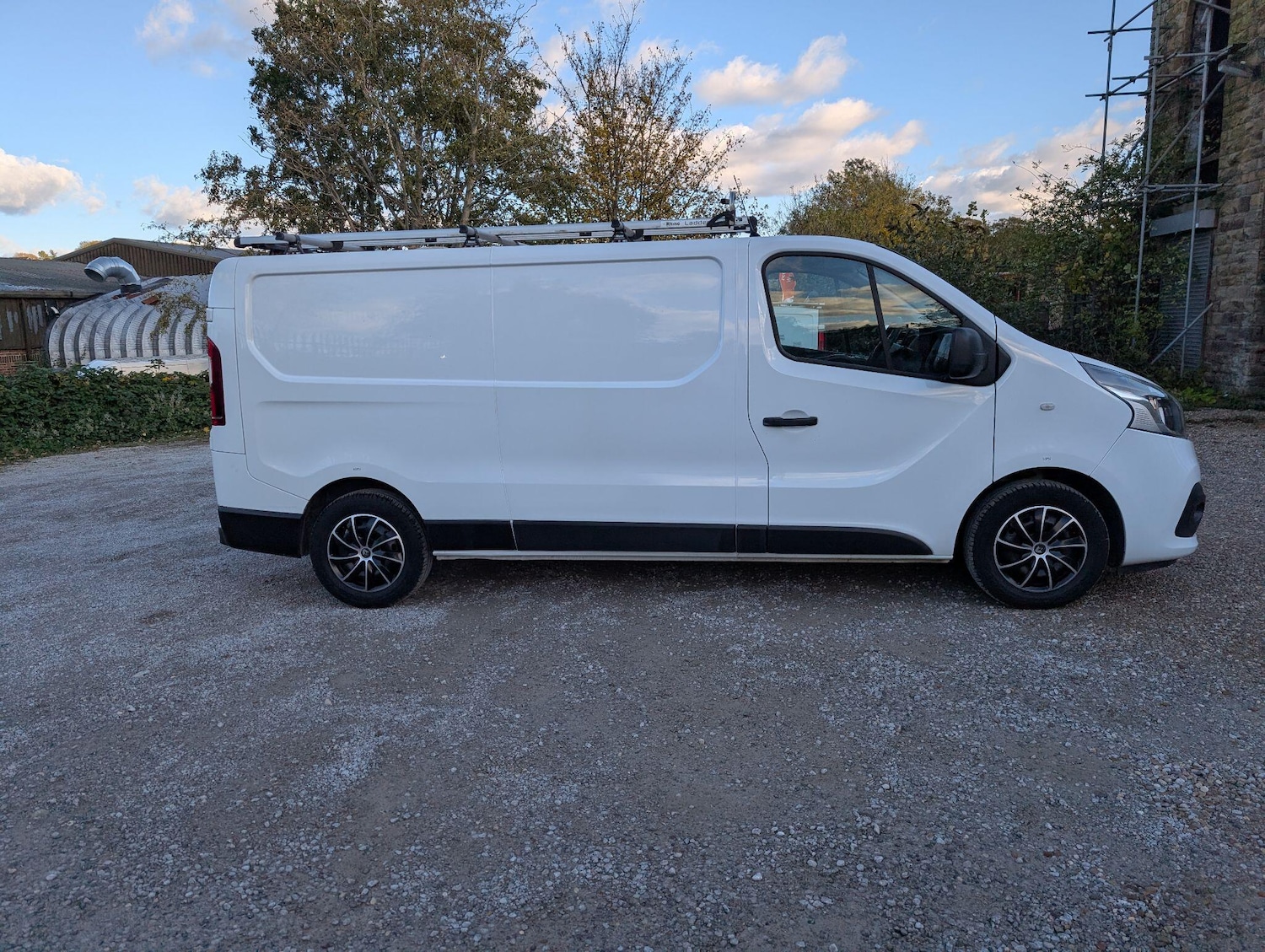 Used Renault Trafic 2017 for sale - 76377307: Photo 41
