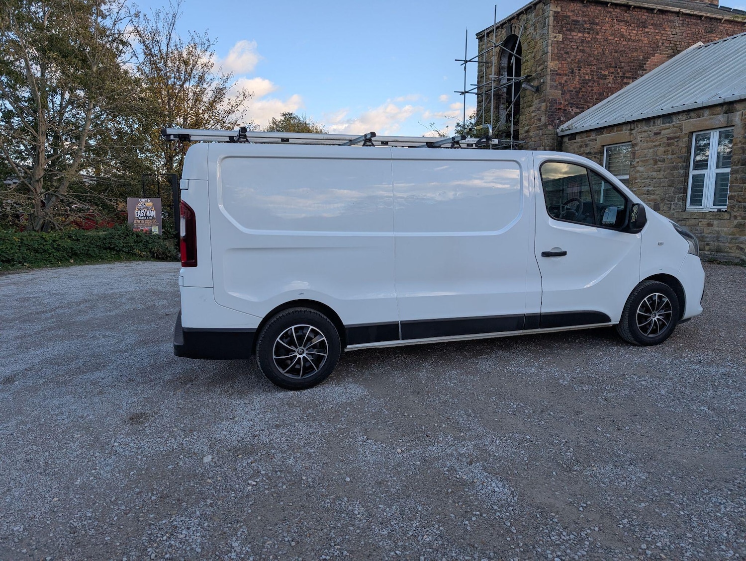Used Renault Trafic 2017 for sale - 76377307: Photo 42