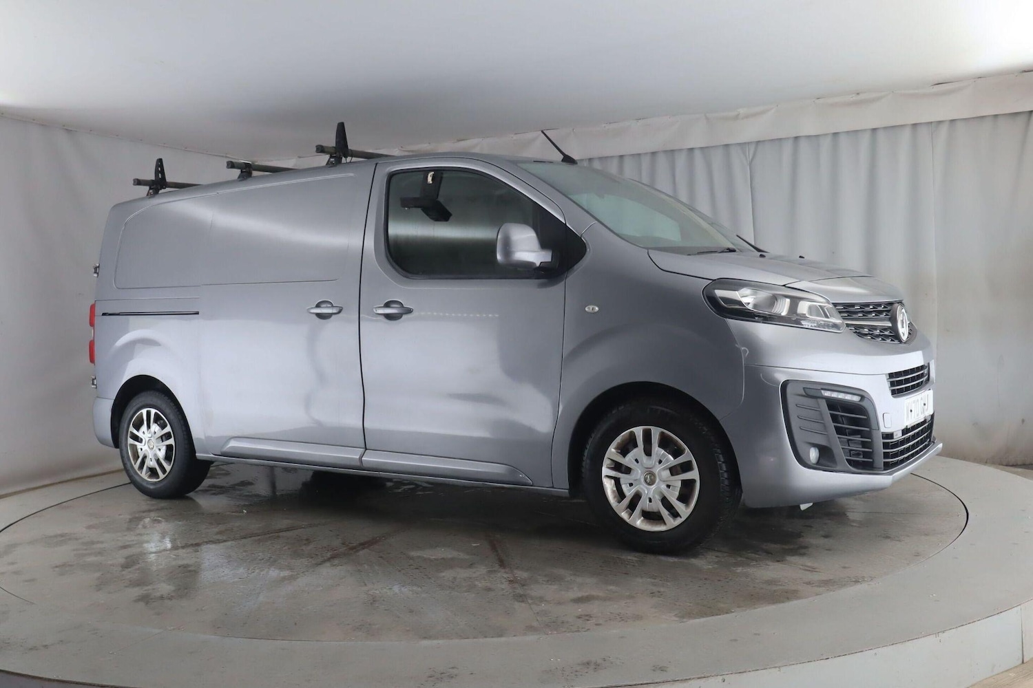 Used Vauxhall Vivaro 2020 for sale - 76701025: Photo 1