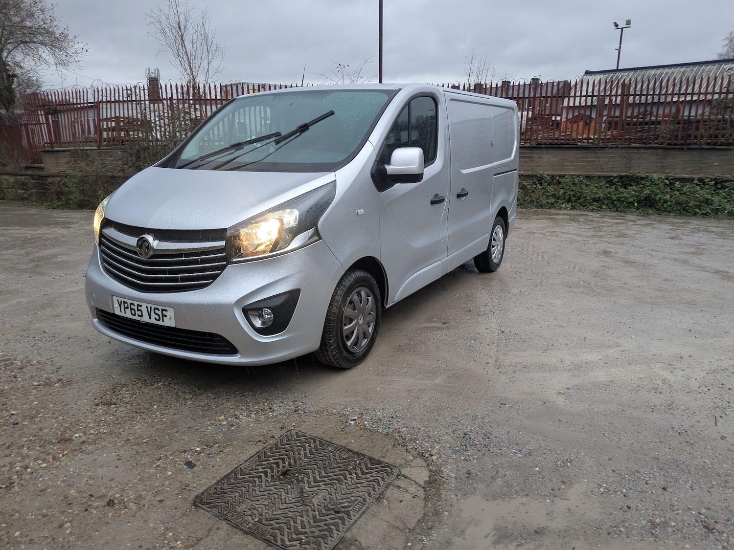 Used Vauxhall Vivaro 2015 for sale - 77166469: Photo 16