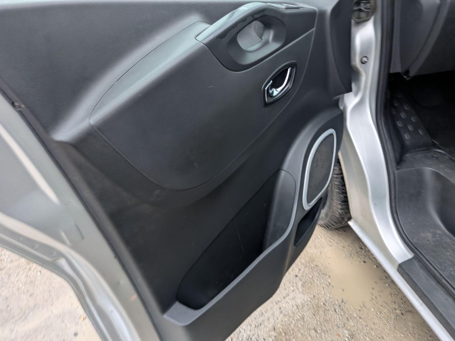 Used Vauxhall Vivaro 2015 for sale - 77166469: Photo 30