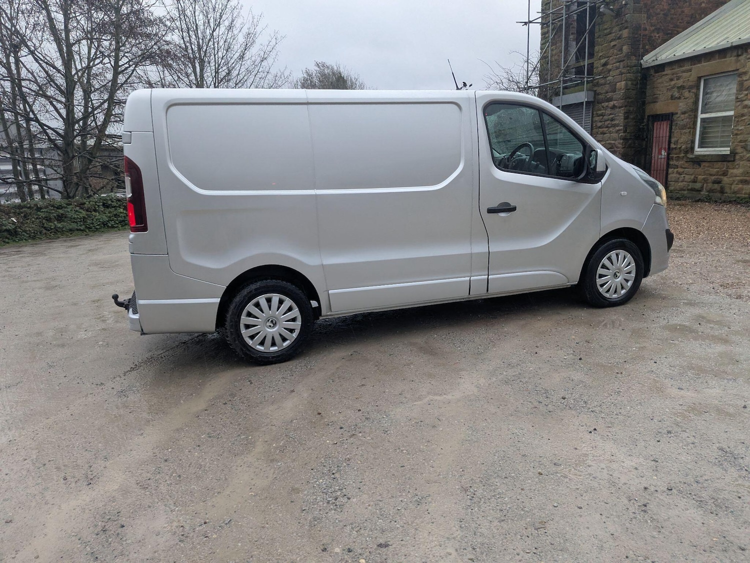 Used Vauxhall Vivaro 2015 for sale - 77166469: Photo 5
