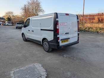 Used Renault Trafic 2018 for sale - 77753735: Photo