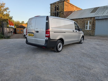 Used Mercedes-Benz Vito 2015 for sale - 76072096: Photo