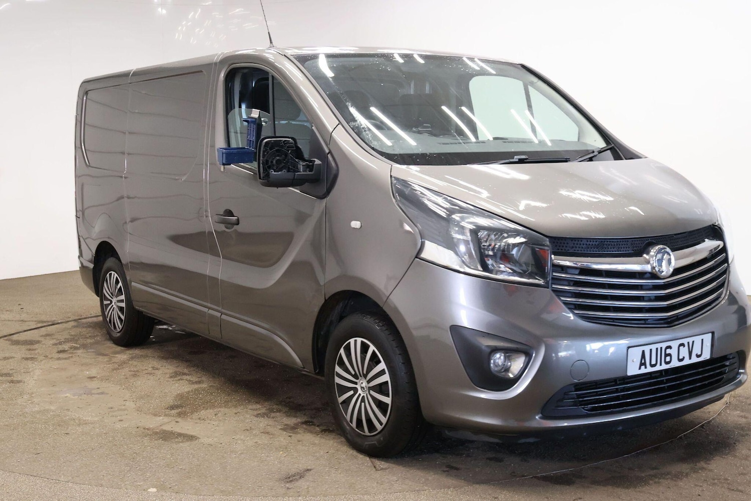 Used Vauxhall Vivaro 2016 for sale - 76912640: Photo 1