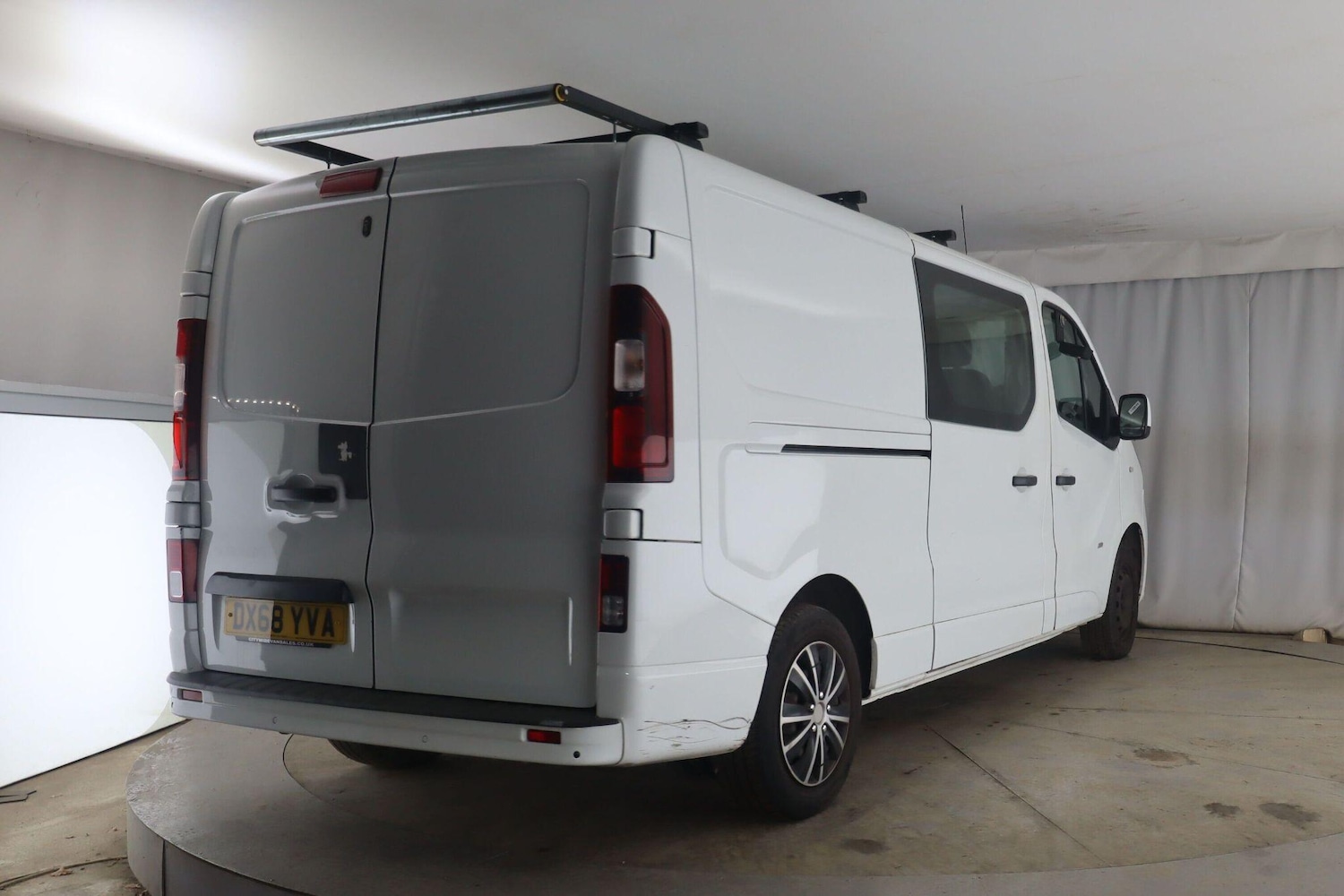 Used Vauxhall Vivaro 2018 for sale - 77696182: Photo 8