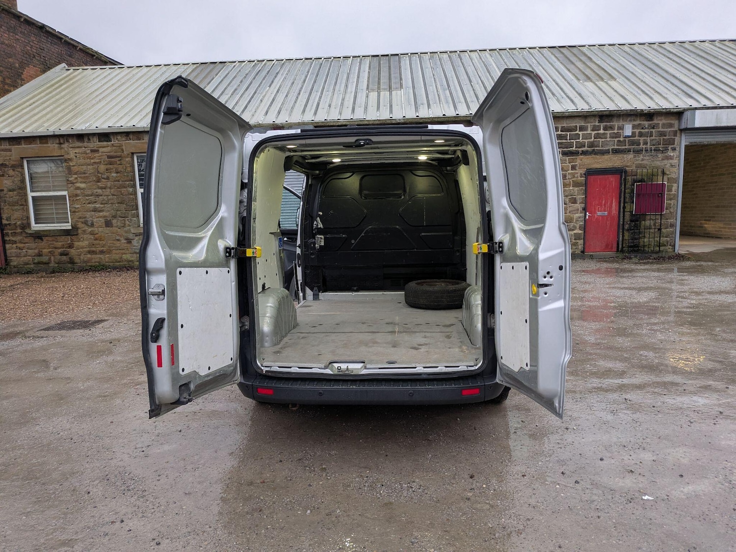 Used Ford Transit Custom for sale - 77216129: Photo 18