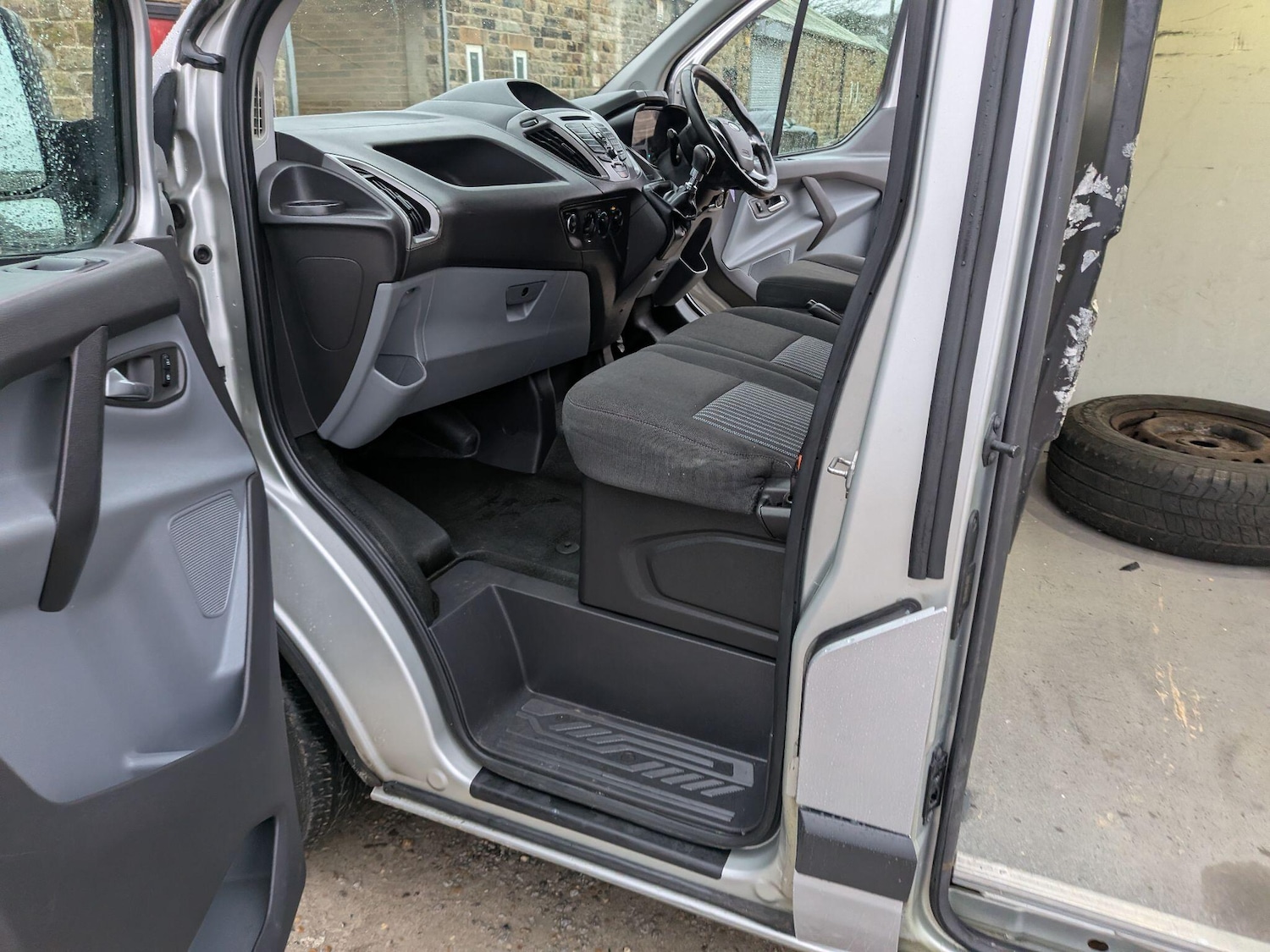 Used Ford Transit Custom for sale - 77216129: Photo 25